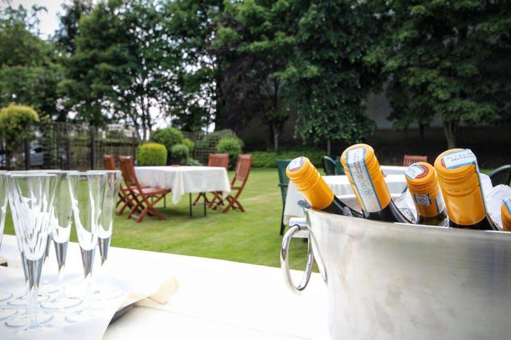 Strathburn Hotel Inverurie By Compass Hospitality Exterior foto