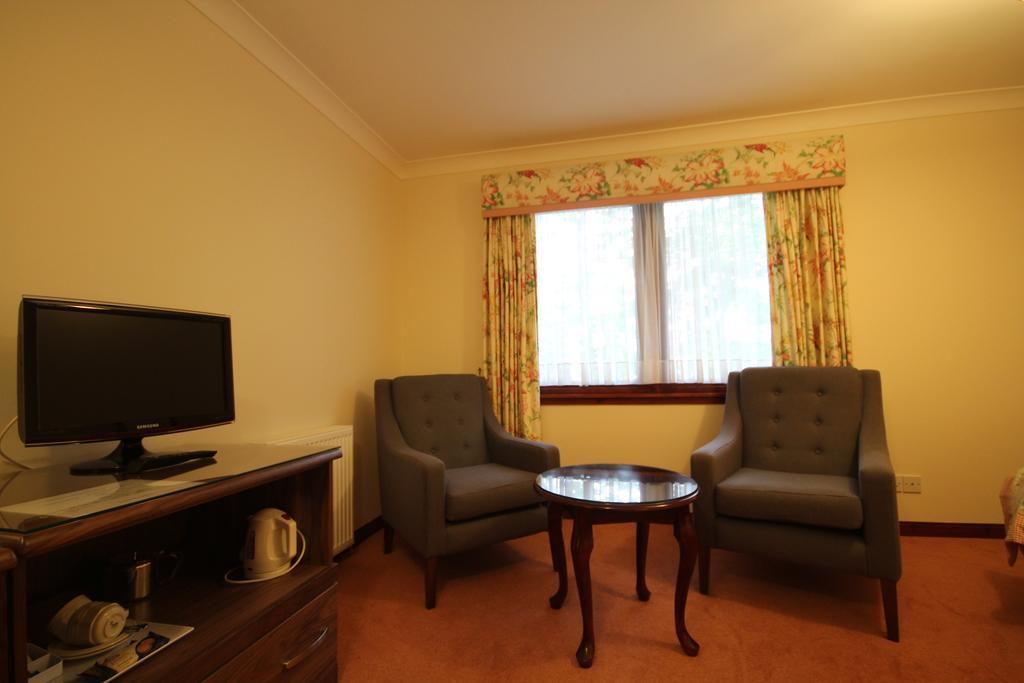 Strathburn Hotel Inverurie By Compass Hospitality Exterior foto
