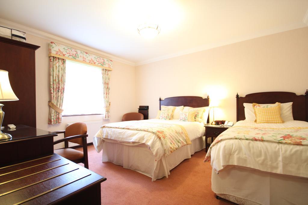 Strathburn Hotel Inverurie By Compass Hospitality Exterior foto