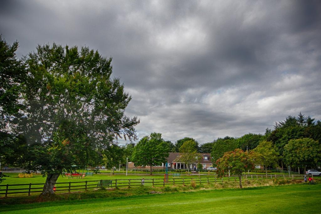 Strathburn Hotel Inverurie By Compass Hospitality Exterior foto