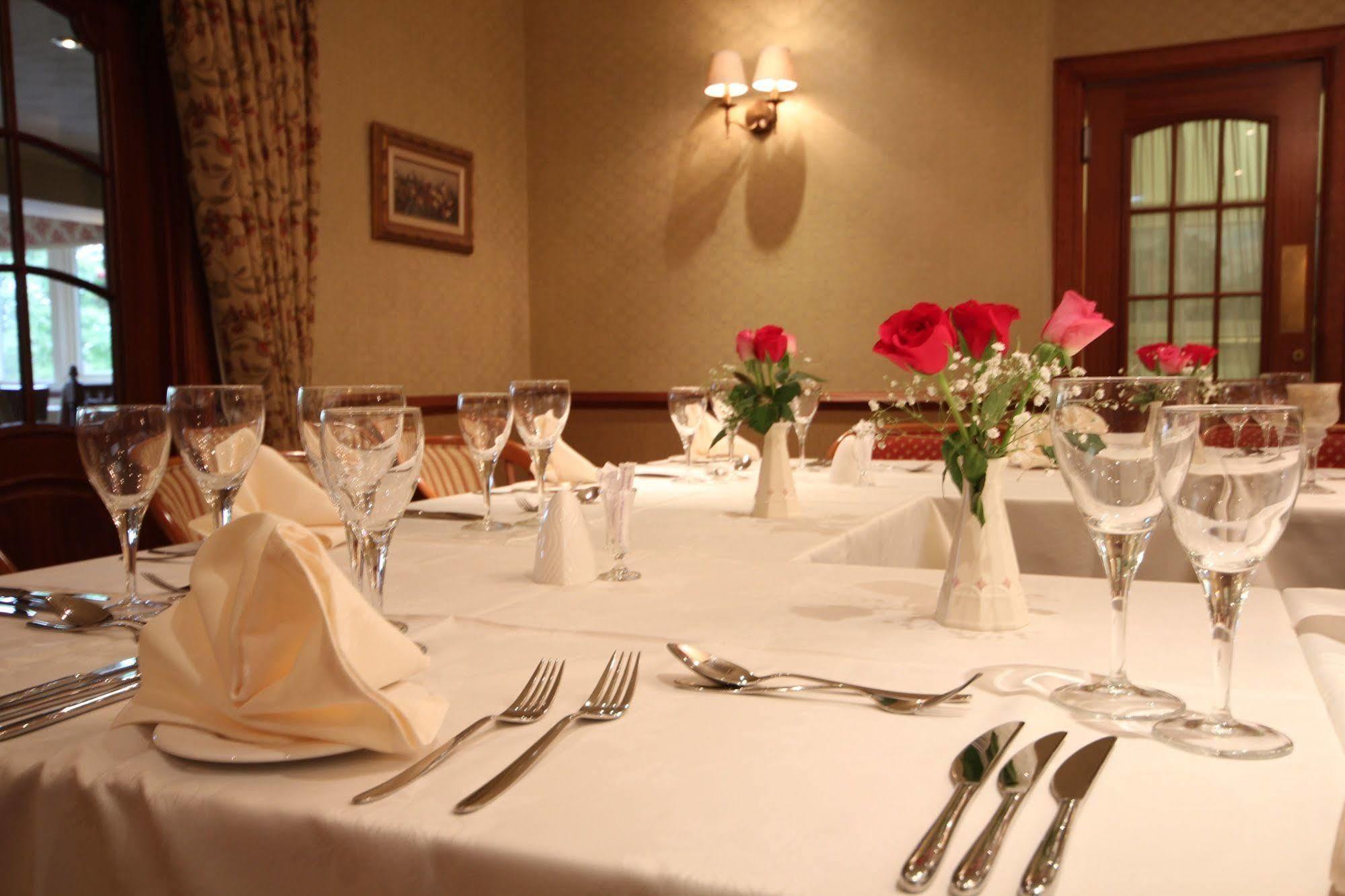 Strathburn Hotel Inverurie By Compass Hospitality Exterior foto